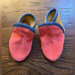 Patagonia Baby Synchilla™ Fleece Booties size 3-6 months